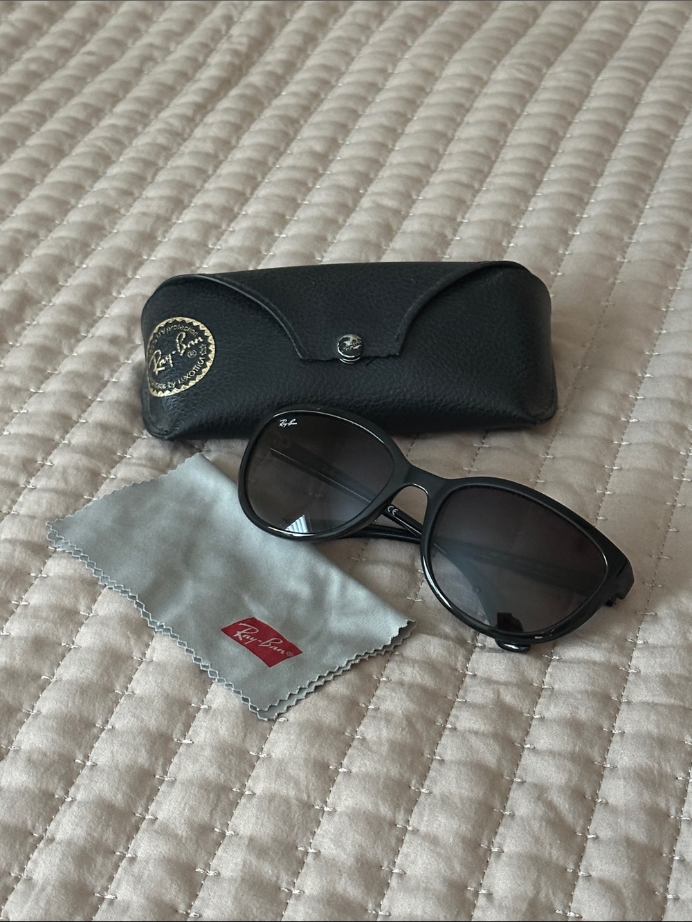 Ray-Ban Emma Sunglasses - Picture 2 of 6